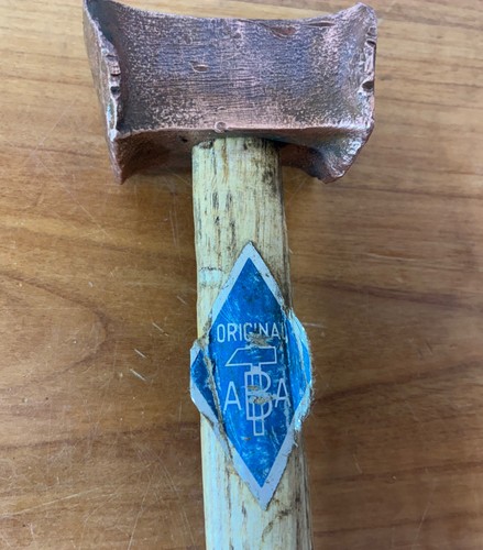 Altes werkzeug kupferhammer - altes,