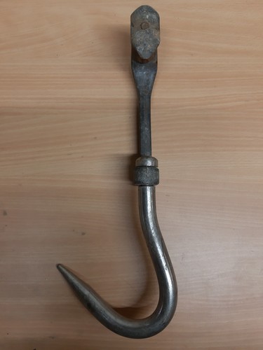 Historischer metzgerhaken mit - historischer,
