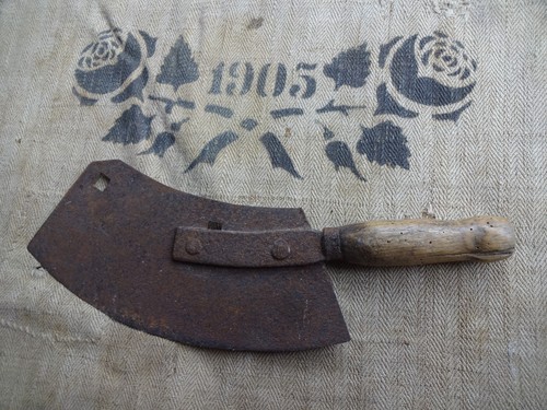 Altes beil breitbeil hacke - beil,